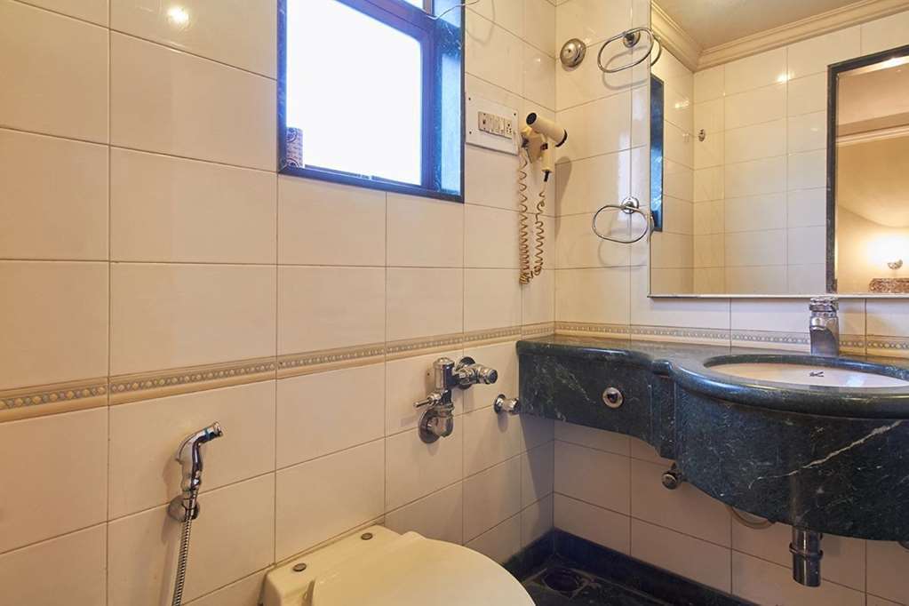 Hotel Srimaan Pune Chambre photo