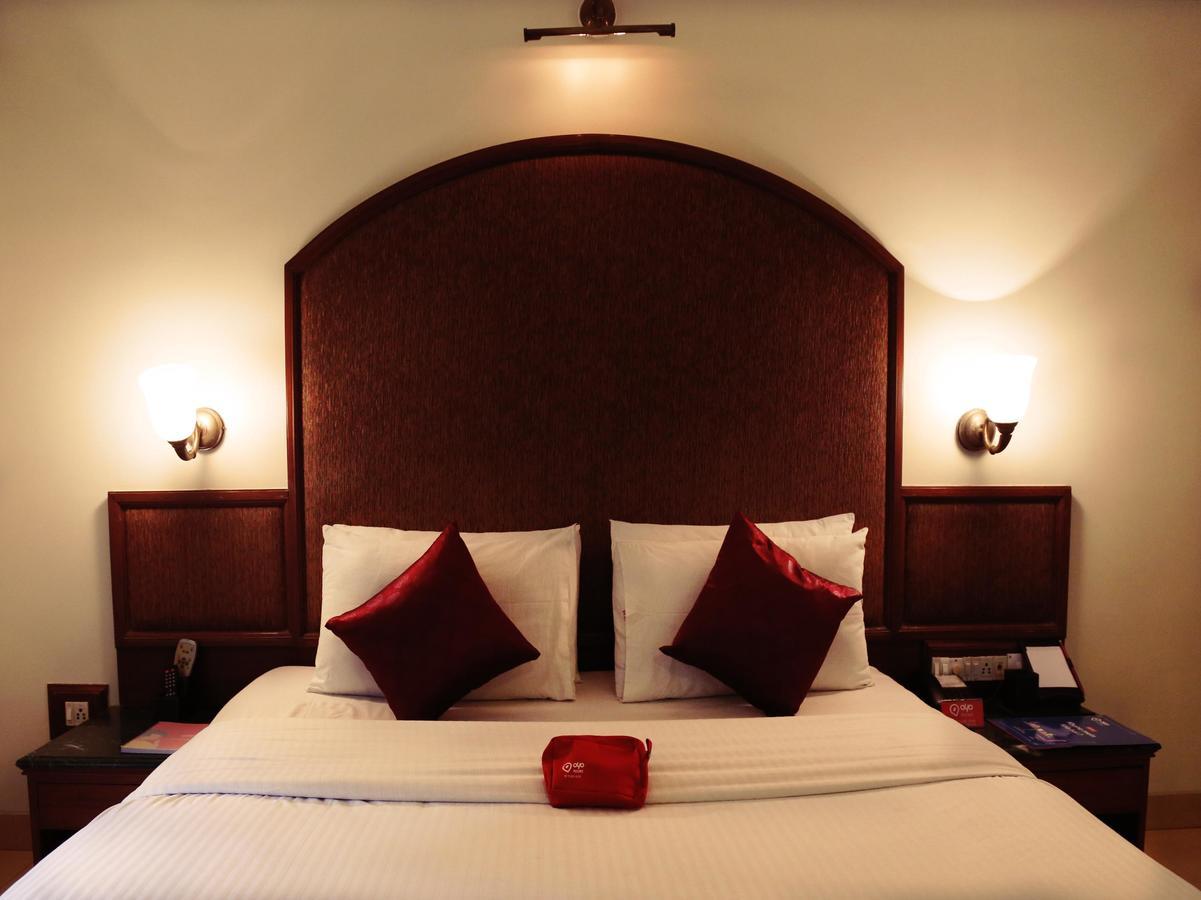 Hotel Srimaan Pune Extérieur photo