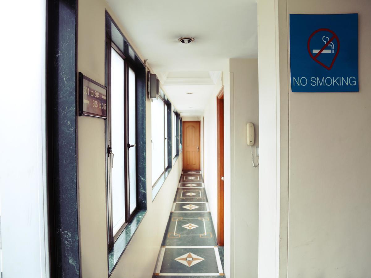 Hotel Srimaan Pune Extérieur photo