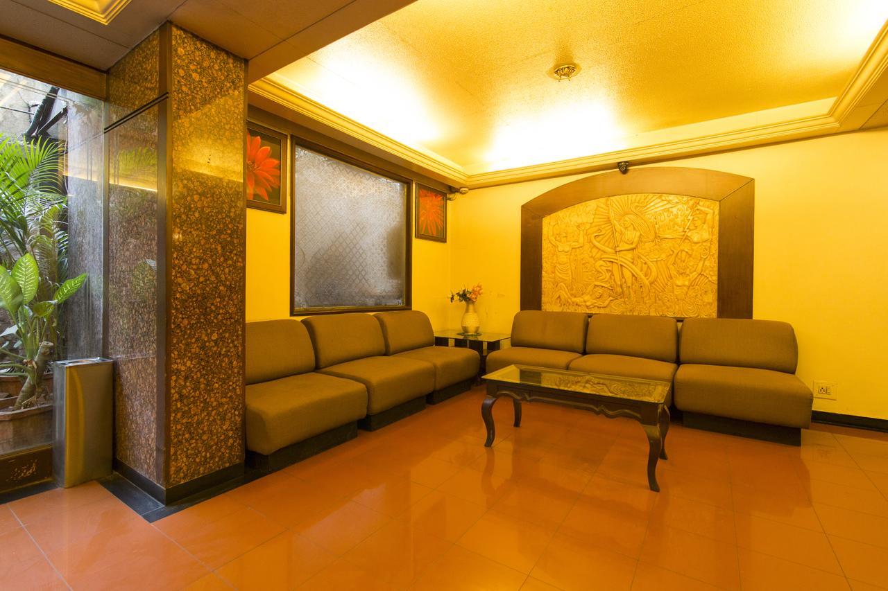 Hotel Srimaan Pune Extérieur photo