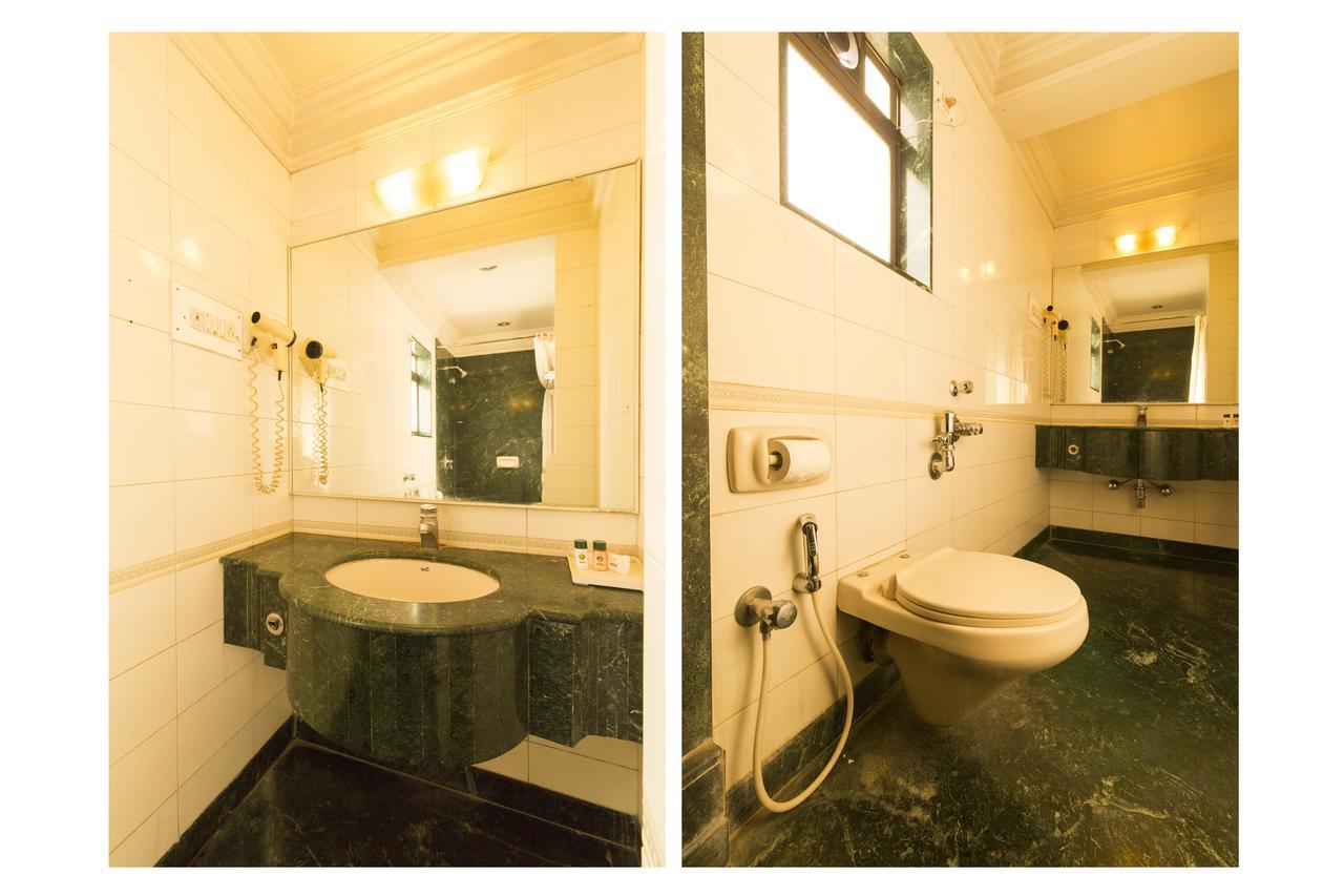 Hotel Srimaan Pune Extérieur photo