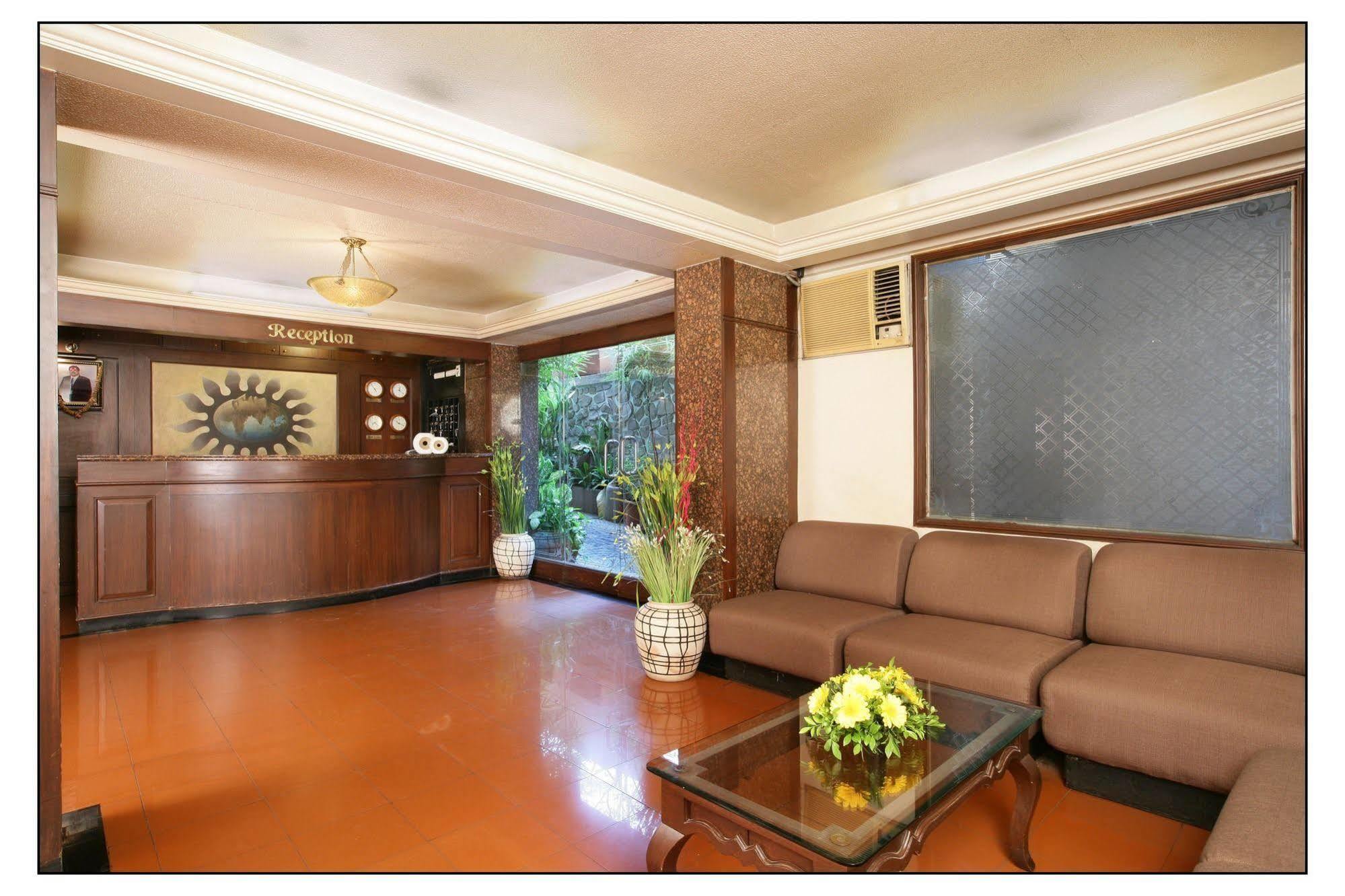 Hotel Srimaan Pune Extérieur photo